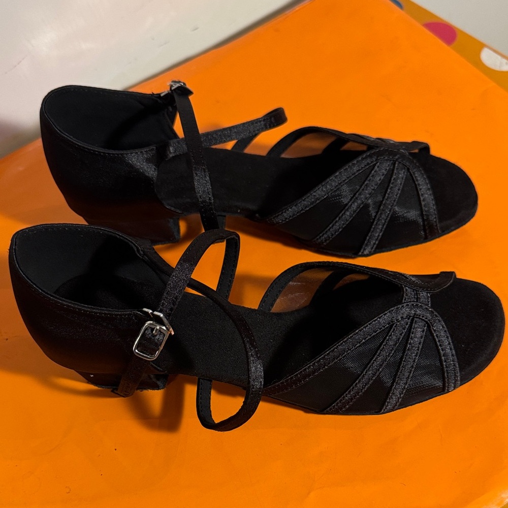 Ladies Dance Shoes